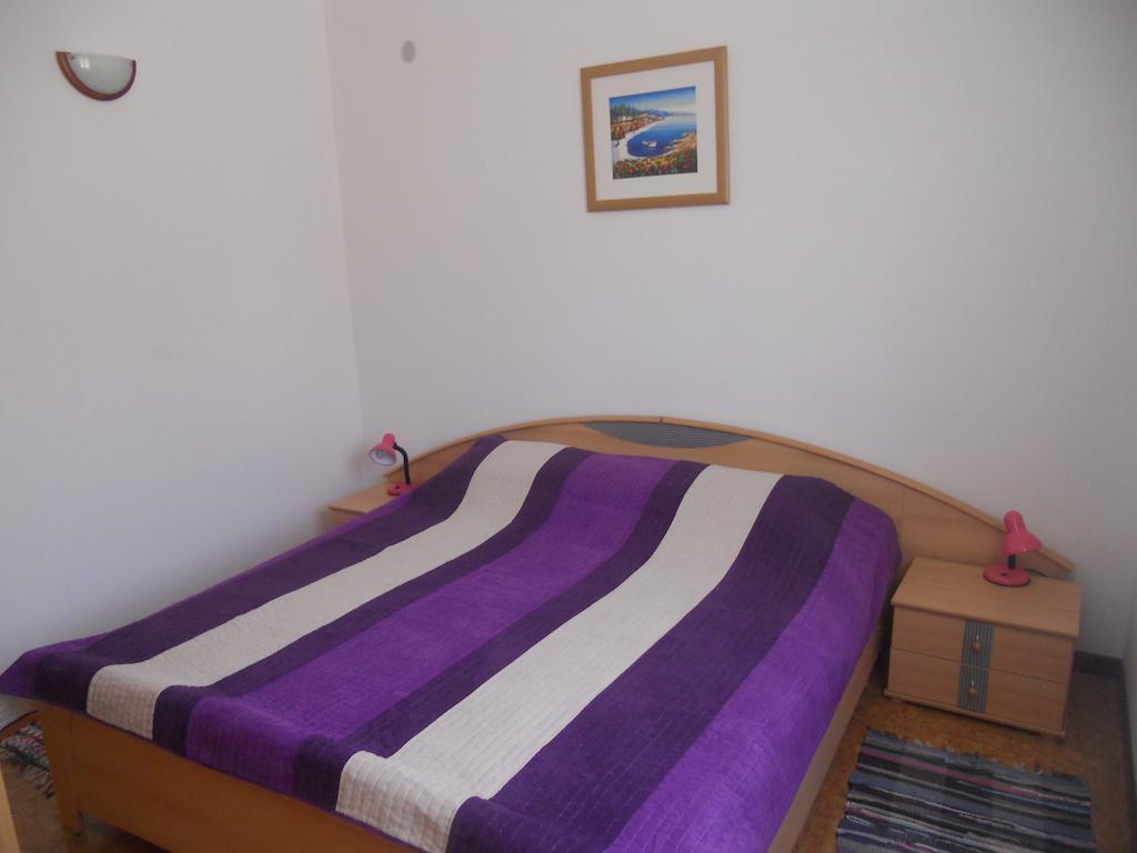 Apartments Villa Alfa Trogir Habitación foto